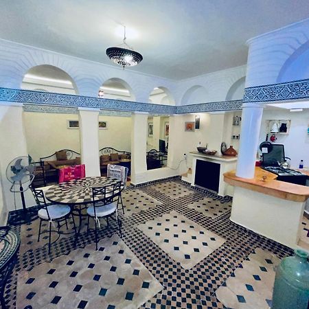Riad Lwalidin Marrakesh Bagian luar foto